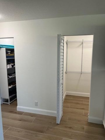 1157 S Drive Circle C, Delray Beach, FL 33445