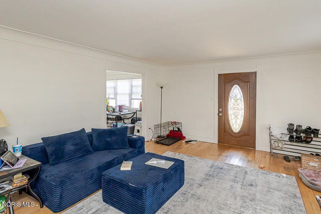 577 Dover Place, Toledo, OH 43605
