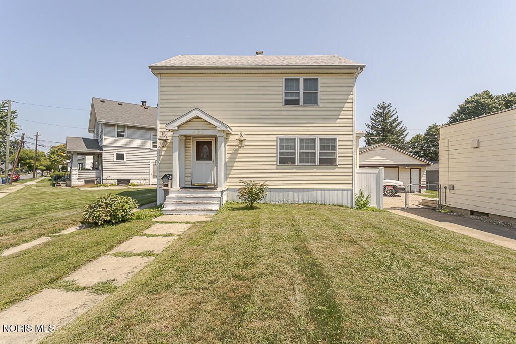577 Dover Place, Toledo, OH 43605