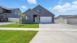6696 Portrush Dr, Rathdrum, ID 83858