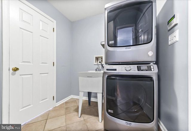 1103 RED OAK DRIVE, Garnet Valley, PA 19060