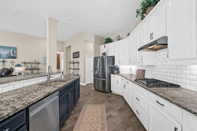 7310 Water Glen Lane, Manvel, TX 77578