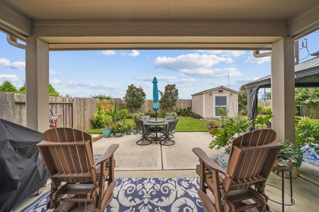 7310 Water Glen Lane, Manvel, TX 77578