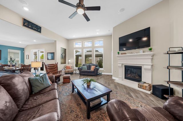 7310 Water Glen Lane, Manvel, TX 77578