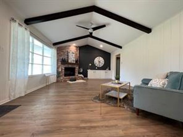 18210 Barbuda Lane, Nassau Bay, TX 77058