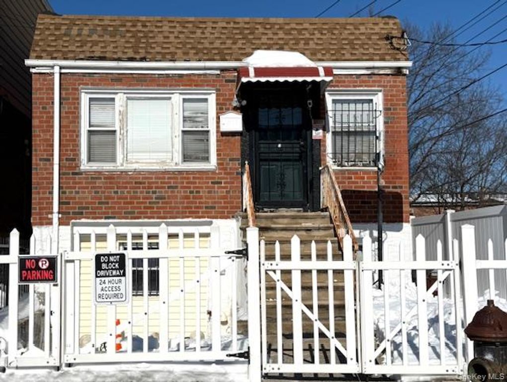 7917 Glenmore Avenue, Ozone Park, NY 11417