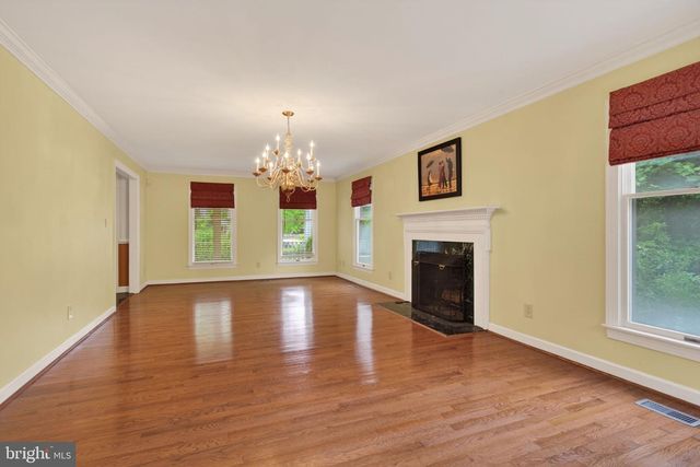 4073 BRIDGEHAMPTON LN, Virginia Beach, VA 23455