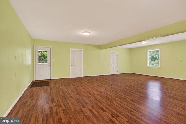 4073 BRIDGEHAMPTON LN, Virginia Beach, VA 23455