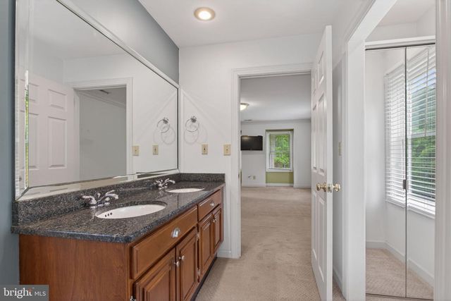 4073 BRIDGEHAMPTON LN, Virginia Beach, VA 23455