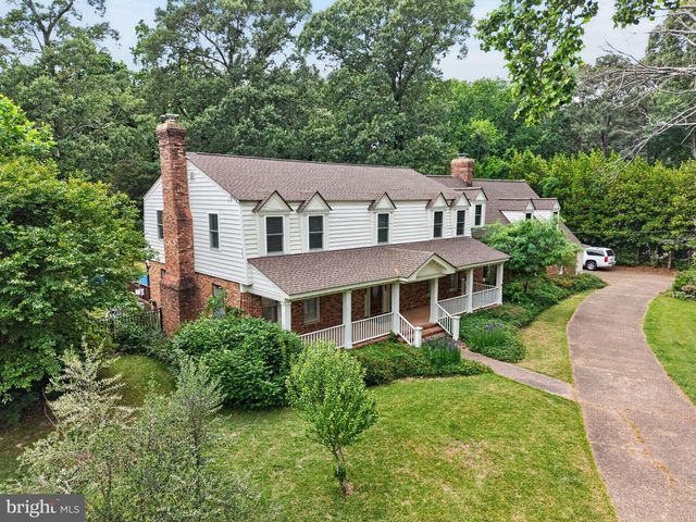 4073 BRIDGEHAMPTON LN, Virginia Beach, VA 23455
