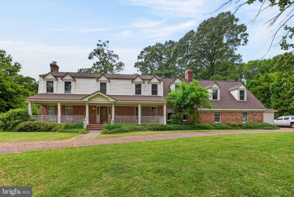 4073 BRIDGEHAMPTON LN, Virginia Beach, VA 23455