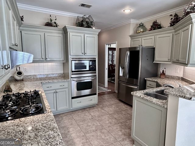 12 Village Lane, Newnan, GA 30265