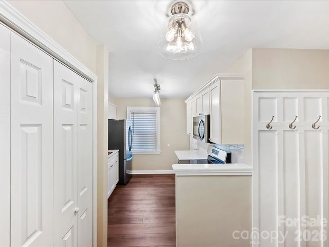 107 S Laurel Avenue 101A, Charlotte, NC 28207