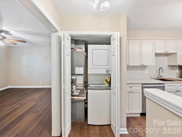 107 S Laurel Avenue 101A, Charlotte, NC 28207