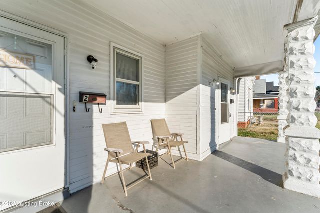 2733 Dumesnil St, Louisville, KY 40211