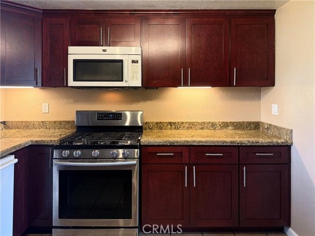 101 E Olive, La Habra, CA 90631