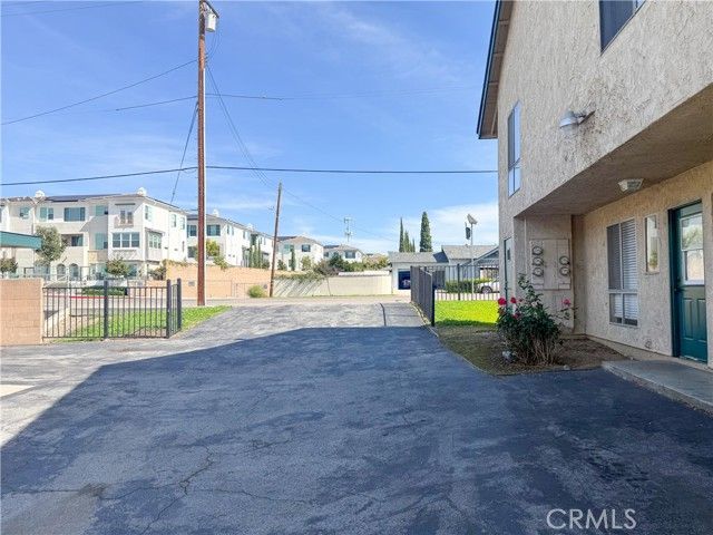101 E Olive, La Habra, CA 90631