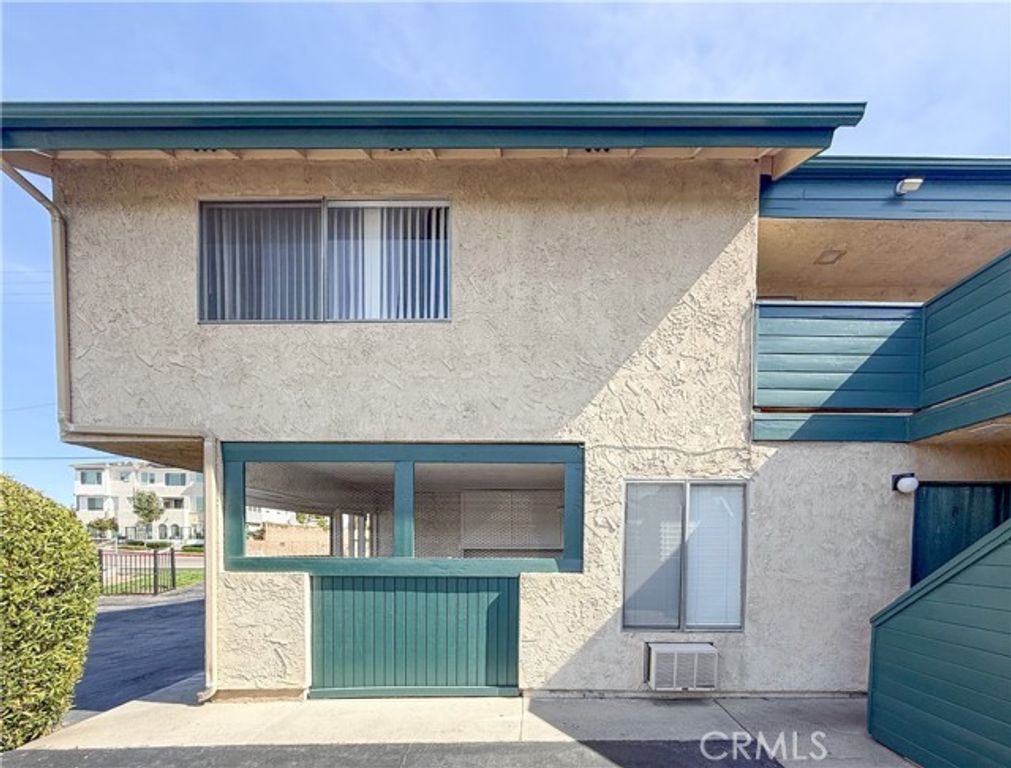 101 E Olive, La Habra, CA 90631