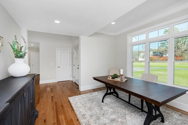137 County, Amherst, NH 03031