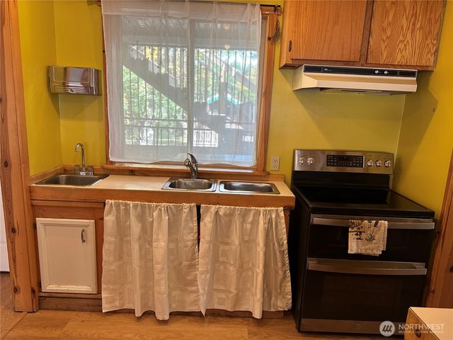 641 Decatur Head Drive, Decatur Island, WA 98221