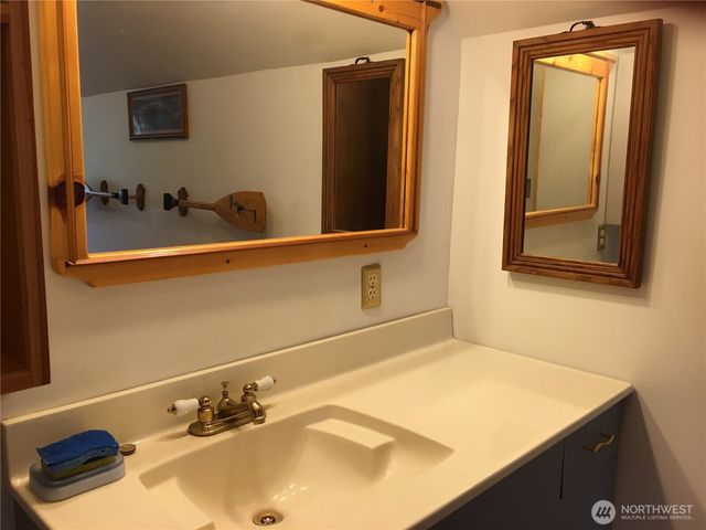 641 Decatur Head Drive, Decatur Island, WA 98221