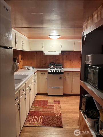 641 Decatur Head Drive, Decatur Island, WA 98221