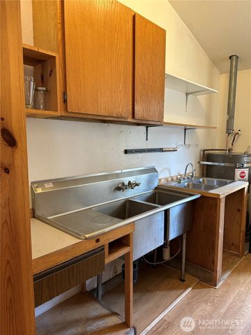 641 Decatur Head Drive, Decatur Island, WA 98221