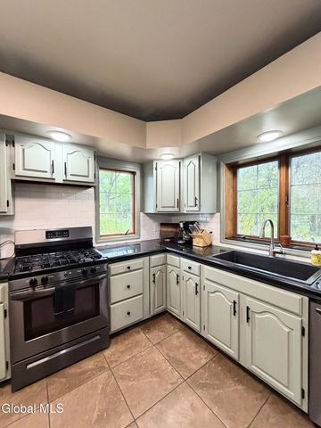 634 Glen Street, Queensbury, NY 12804