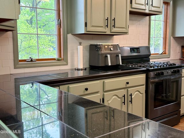 634 Glen Street, Queensbury, NY 12804