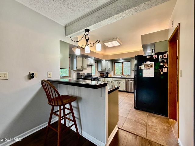 634 Glen Street, Queensbury, NY 12804