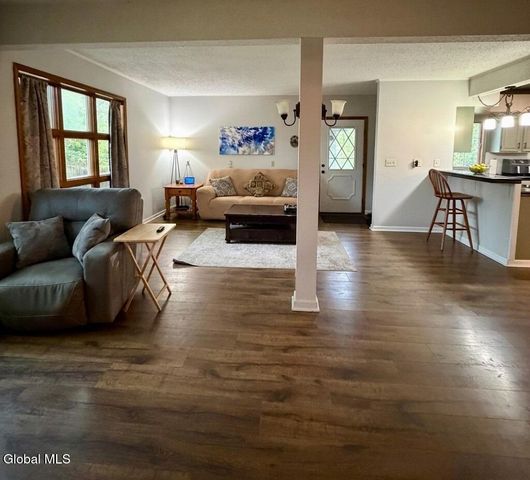 634 Glen Street, Queensbury, NY 12804