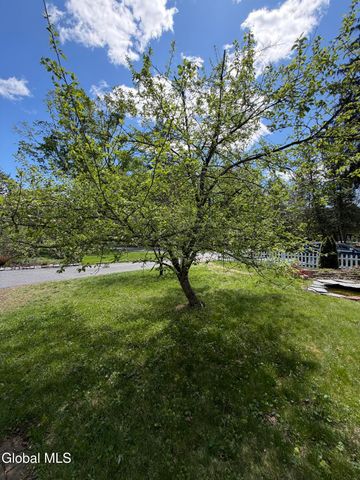 634 Glen Street, Queensbury, NY 12804