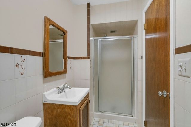 506 Ewing Ave, Franklin Lakes Boro, NJ 07417
