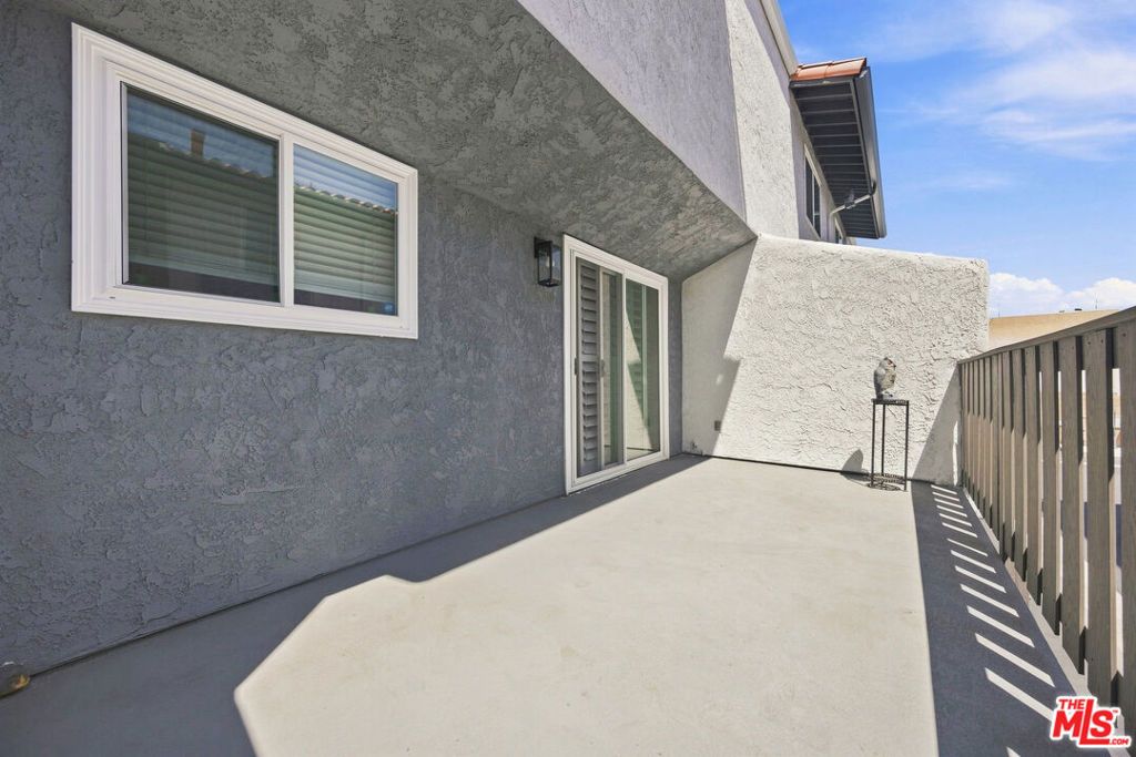 Image 17 of property listing at 21730 Grace Avenue 4, Carson, CA 90745