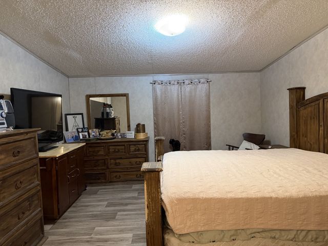 208 Farmhouse, Springtown, TX 76082