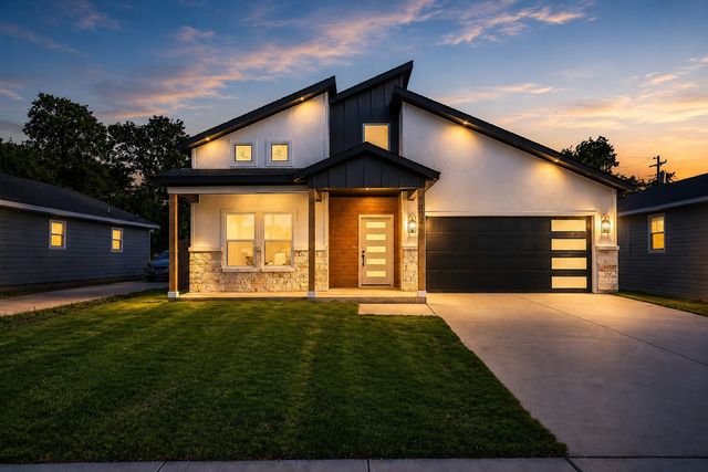 1442 E Allen Avenue, Fort Worth, TX 76104