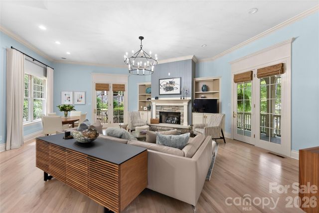 38 Cheshire Drive, Black Mountain, NC 28711