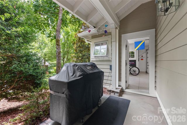 38 Cheshire Drive, Black Mountain, NC 28711