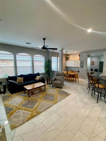 1211 Campton Court, Houston, TX 77055