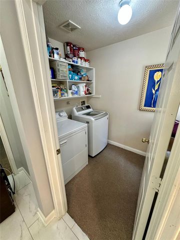 1211 Campton Court, Houston, TX 77055