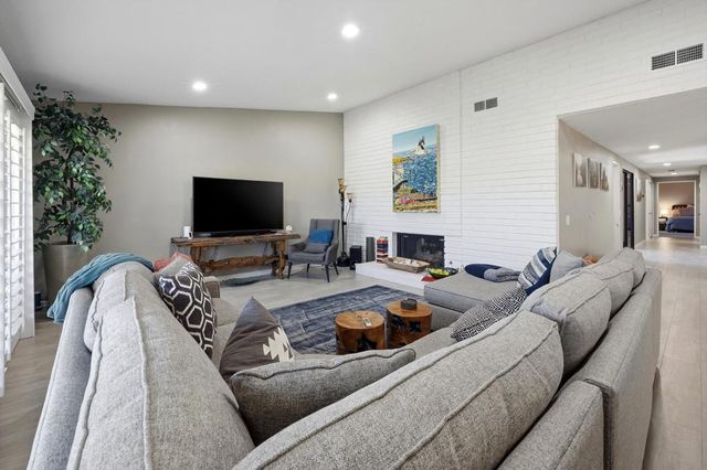 99 Camino Arroyo S, Palm Desert, CA 92260