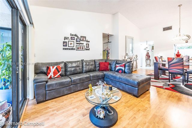 3135 S Carambola Cir S 2368, Coconut Creek, FL 33066