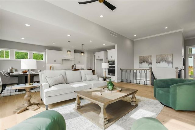 16964 S Cheshire Street, Olathe, KS 66062
