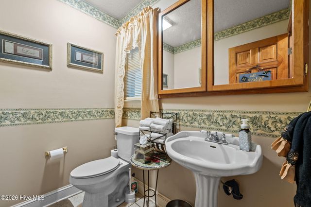 2209 Pocosin Road, Ayden, NC 28513