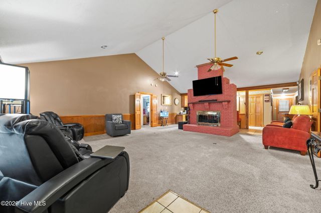 2209 Pocosin Road, Ayden, NC 28513