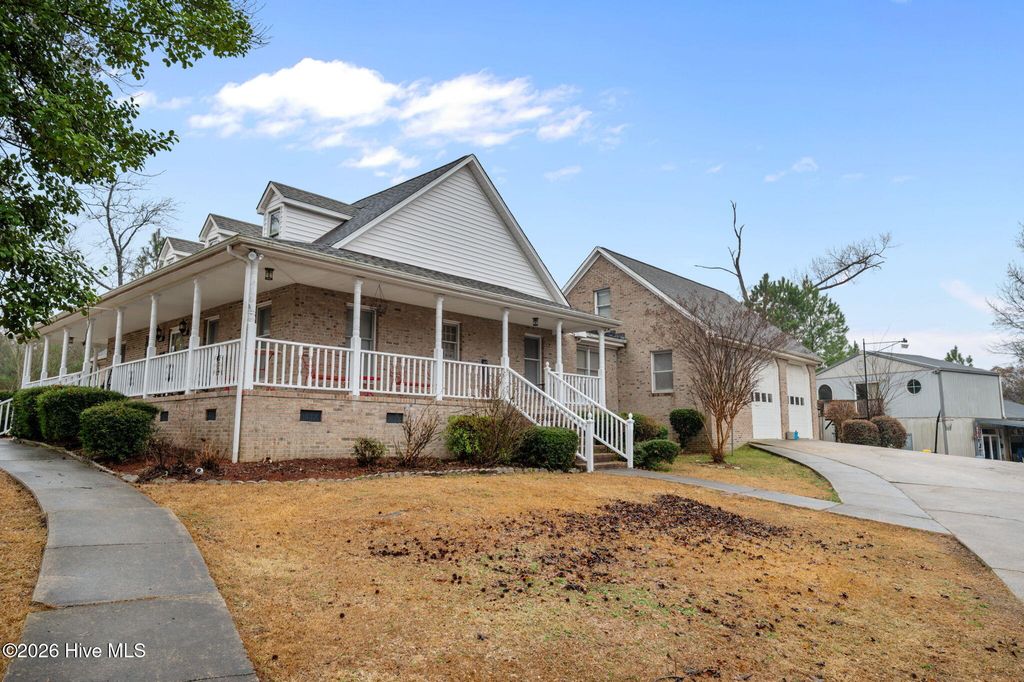 2209 Pocosin Road, Ayden, NC 28513