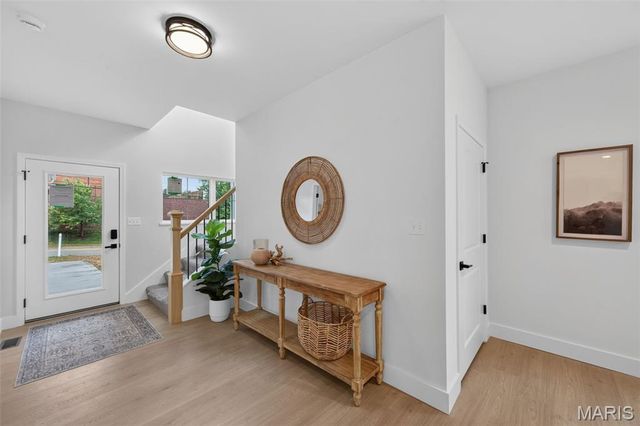 8555 Old Sappington Road, St Louis, MO 63126