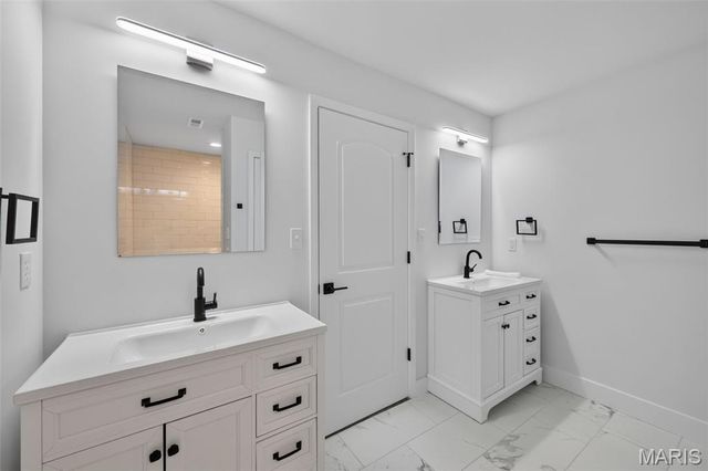8555 Old Sappington Road, St Louis, MO 63126