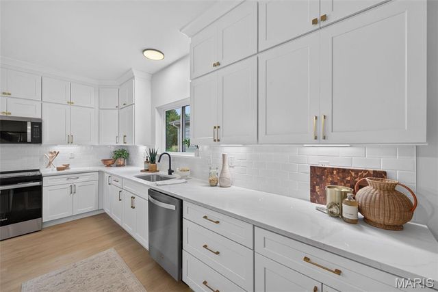 8555 Old Sappington Road, St Louis, MO 63126
