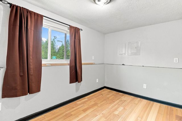 10521 S Spokane St, Cheney, WA 99004